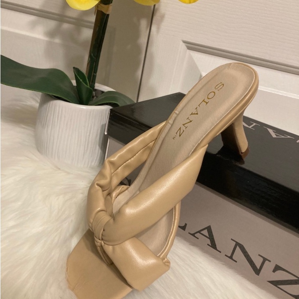 Solanz Thongs Sandals beautiful all Sizes 4 Colors